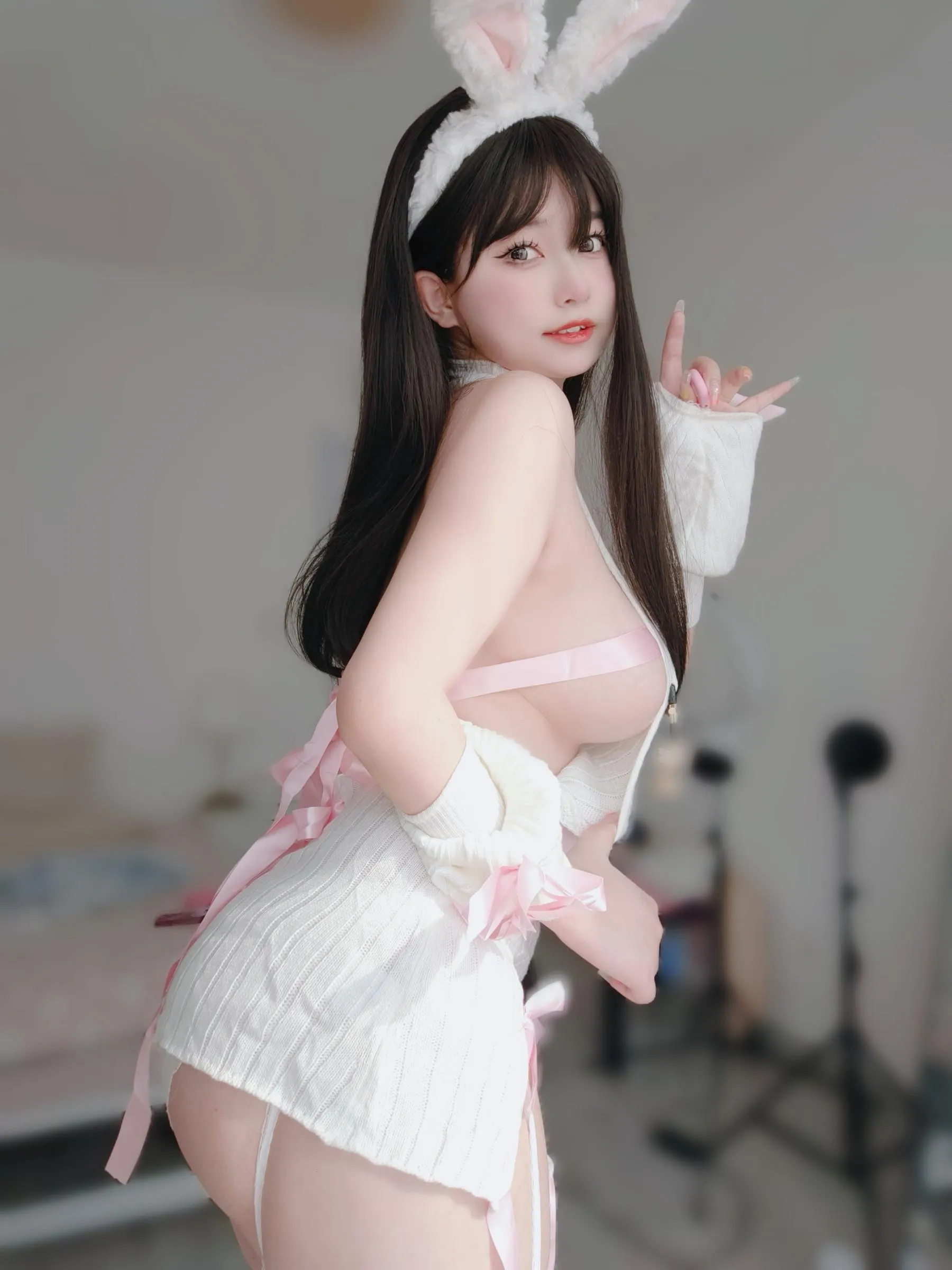 女主K – NO.19 白丝兔女郎[23] [38P]插图1